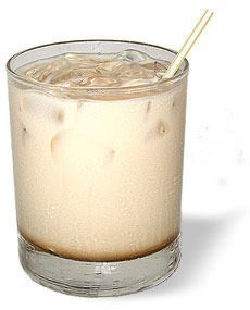 Cómo preparar la bebida White Russian white russian