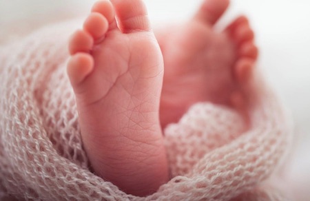 pies de bebe recien nacido